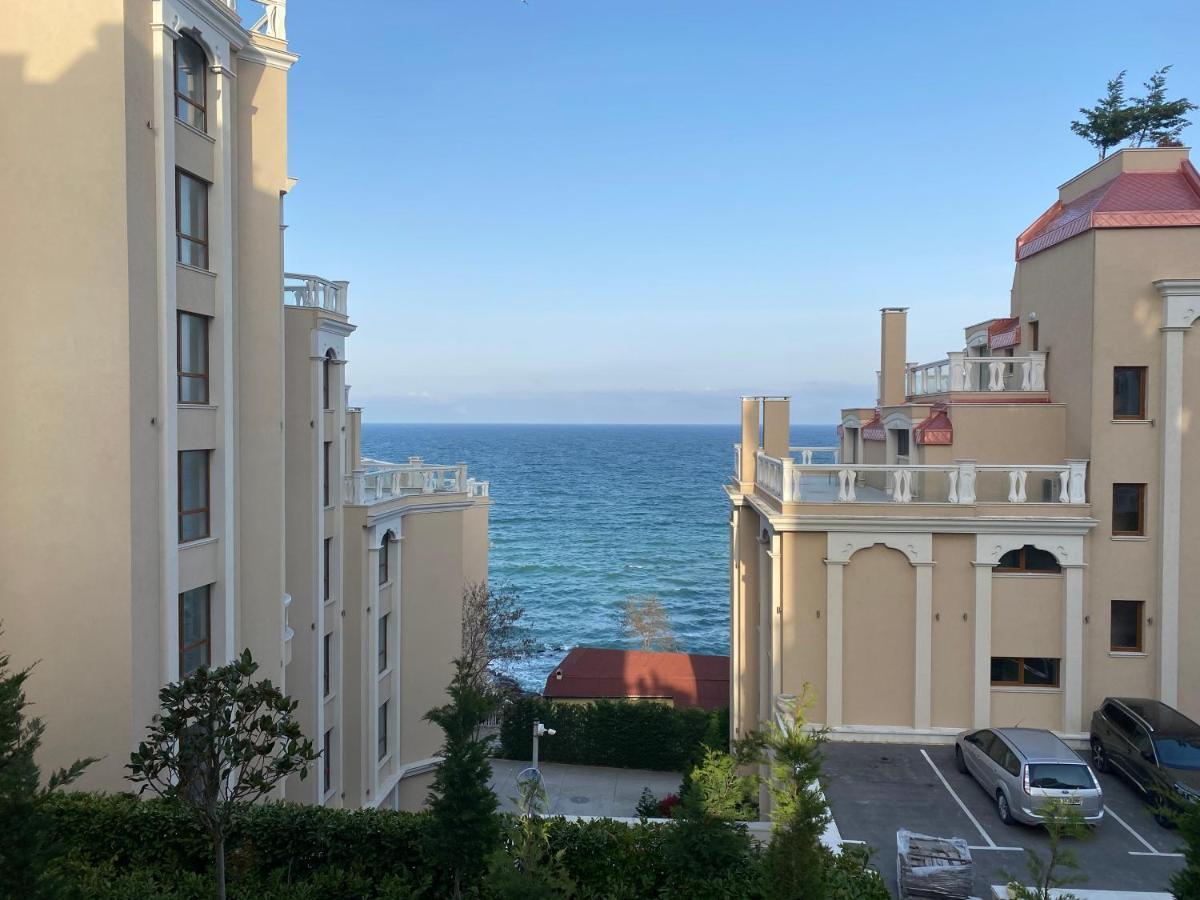 Luxurious And Panoramic Apartments At The Beach In La Mer Complex Golden Sands Esterno foto