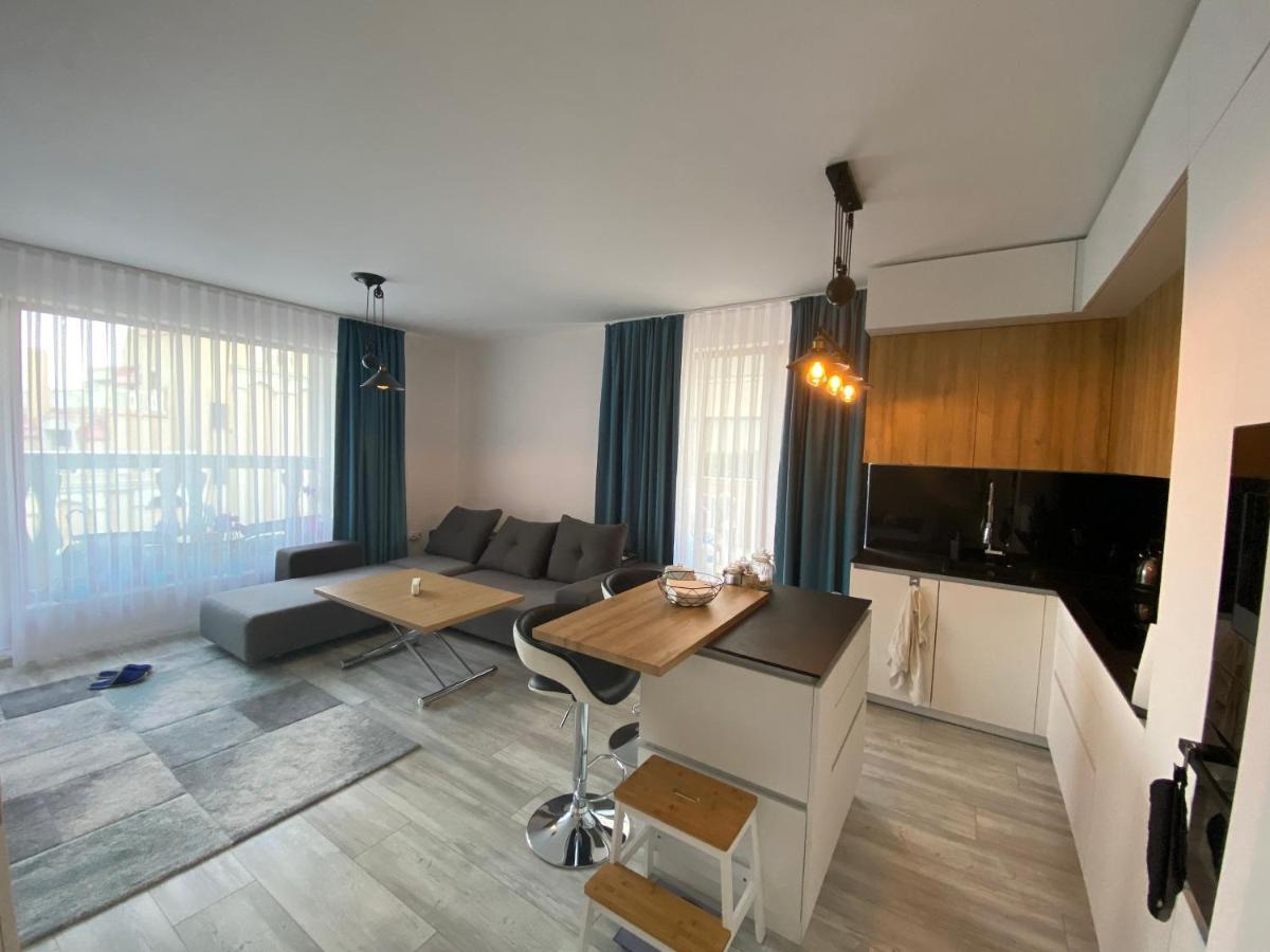 Luxurious And Panoramic Apartments At The Beach In La Mer Complex Golden Sands Esterno foto
