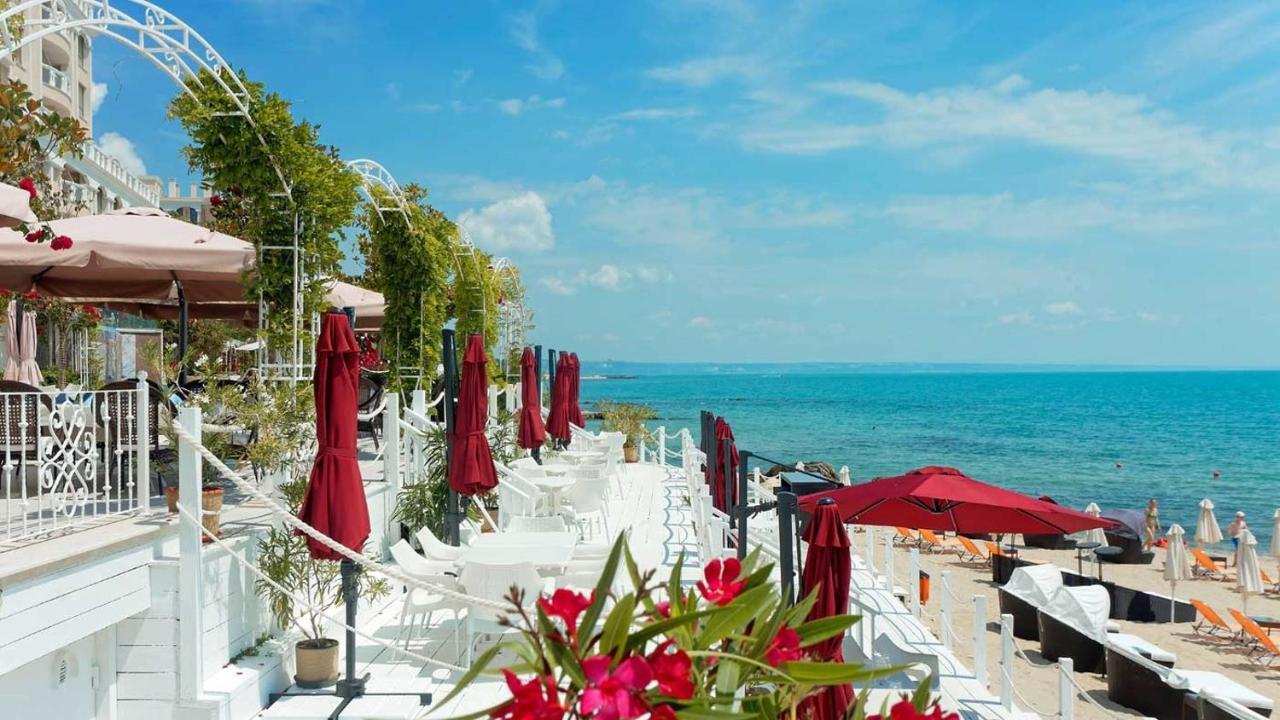Luxurious And Panoramic Apartments At The Beach In La Mer Complex Golden Sands Esterno foto