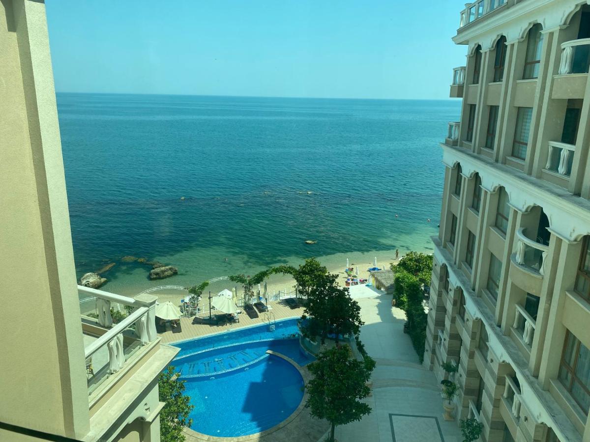 Luxurious And Panoramic Apartments At The Beach In La Mer Complex Golden Sands Esterno foto
