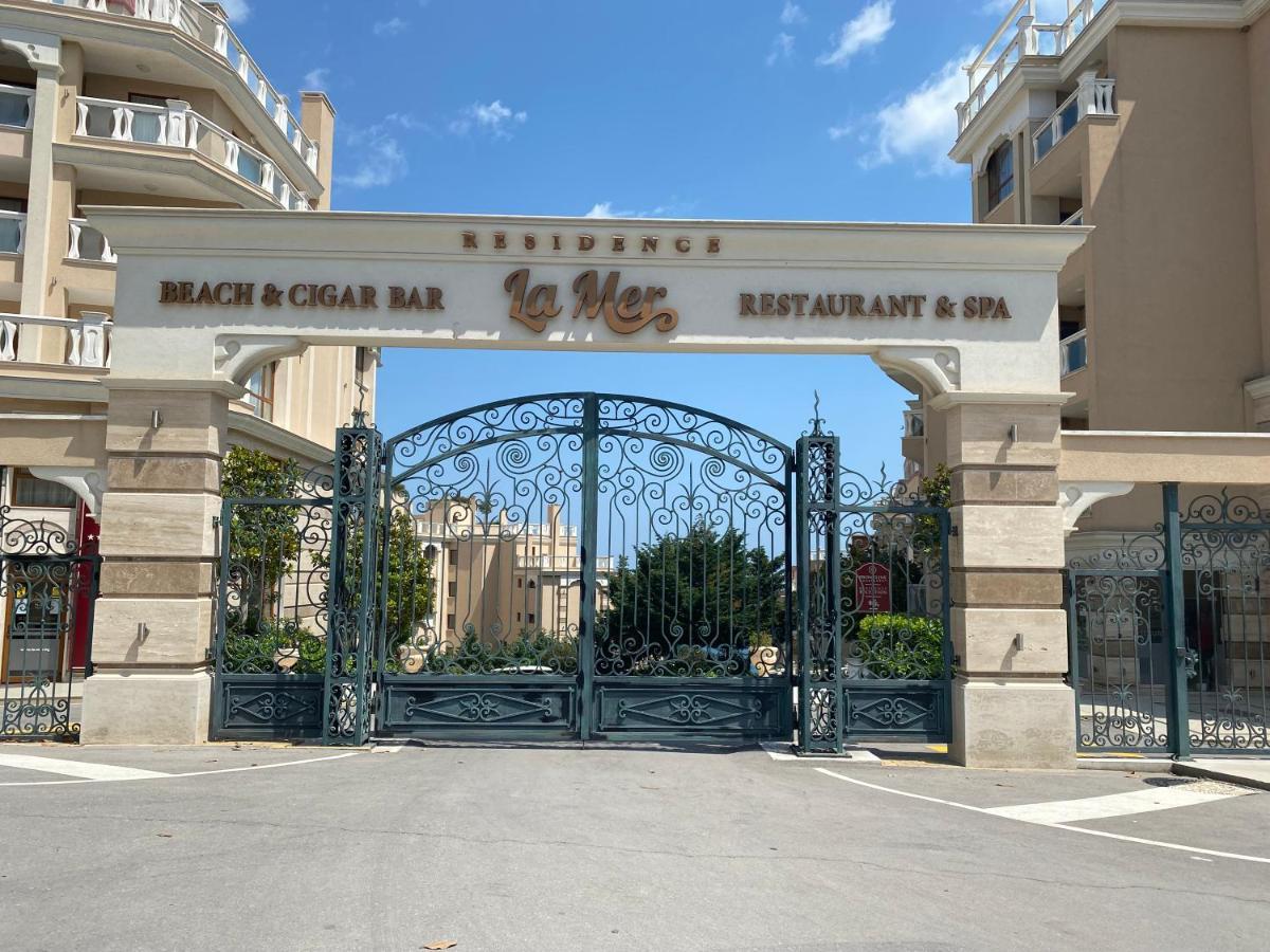 Luxurious And Panoramic Apartments At The Beach In La Mer Complex Golden Sands Esterno foto