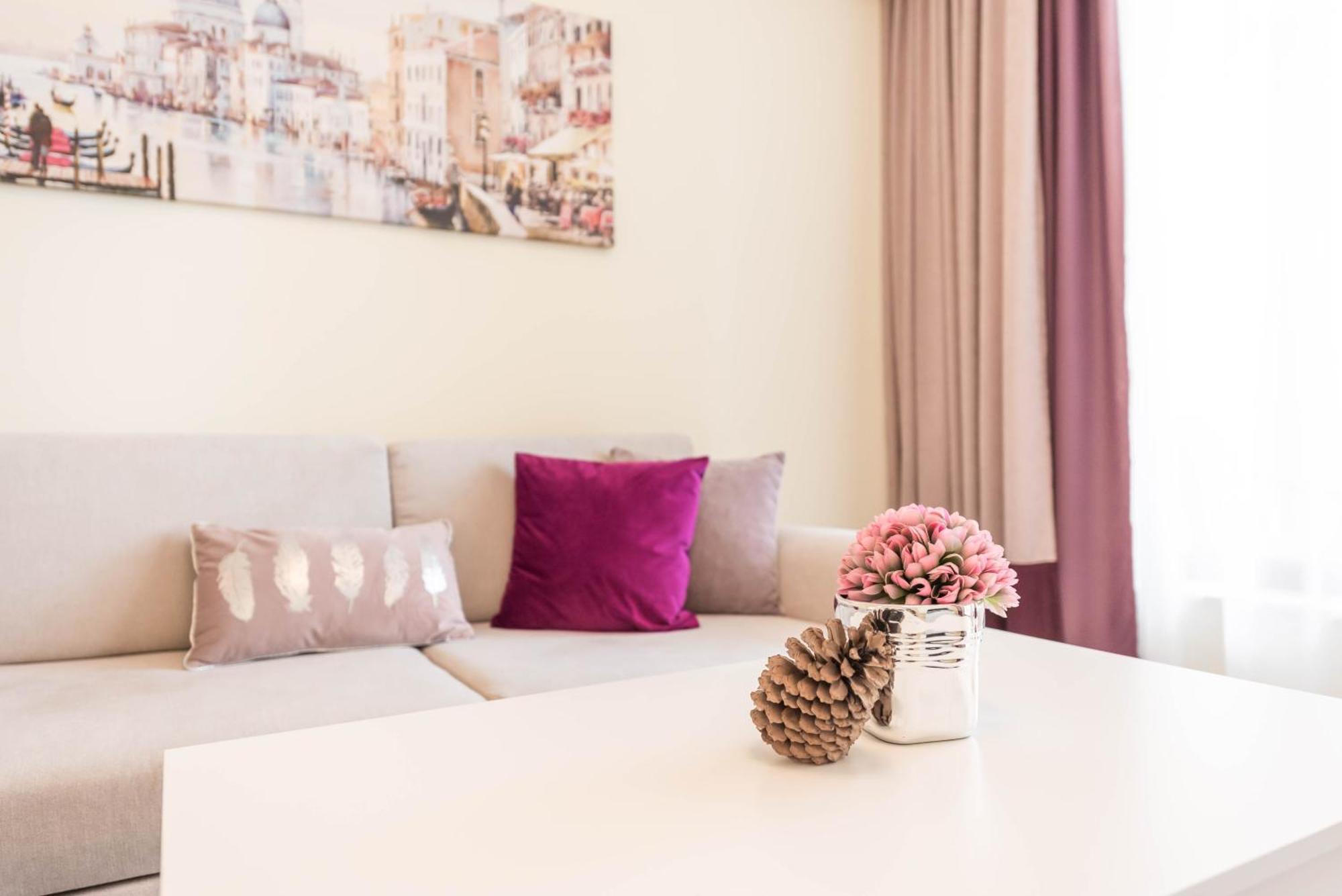 Luxurious And Panoramic Apartments At The Beach In La Mer Complex Golden Sands Esterno foto