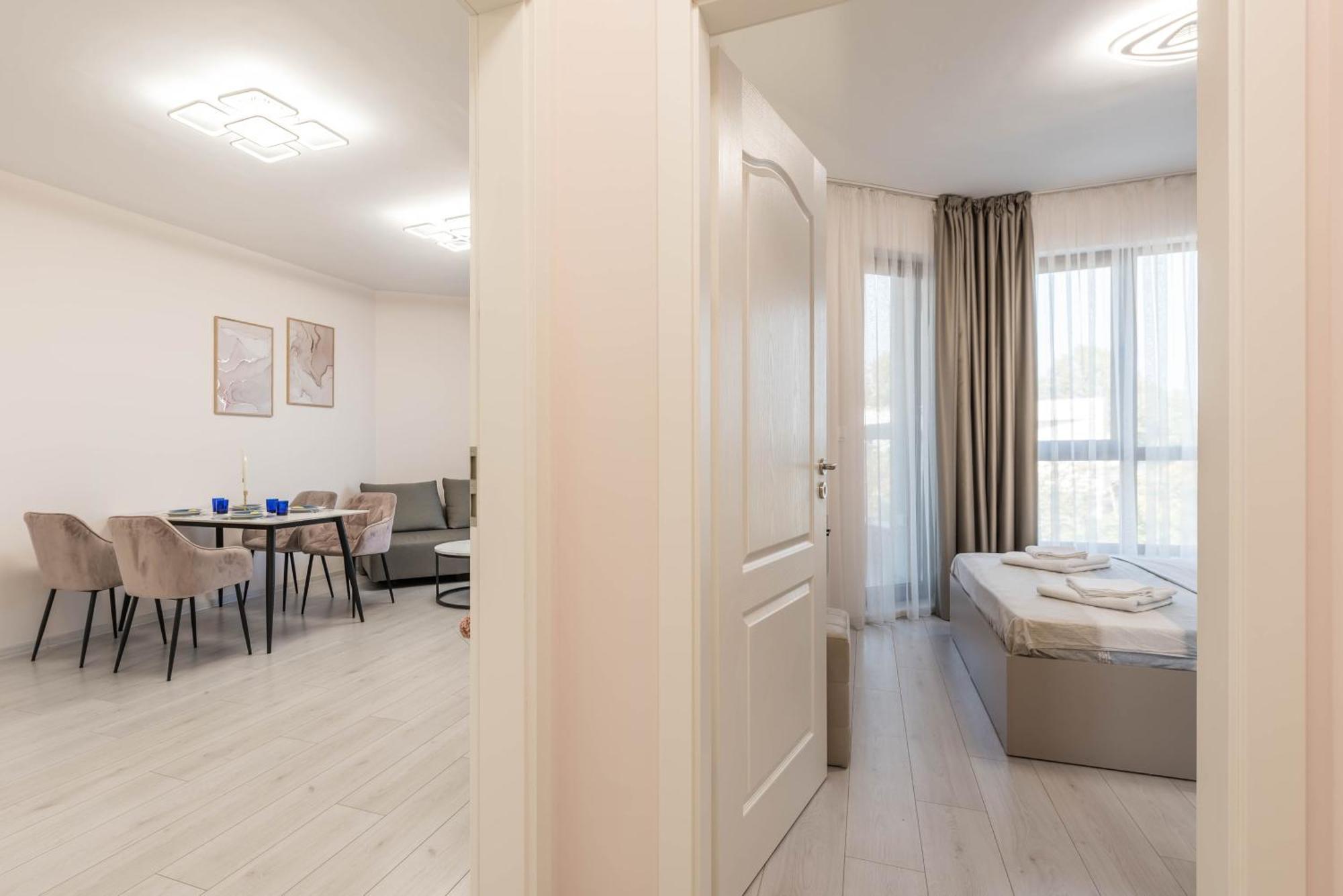 Luxurious And Panoramic Apartments At The Beach In La Mer Complex Golden Sands Esterno foto